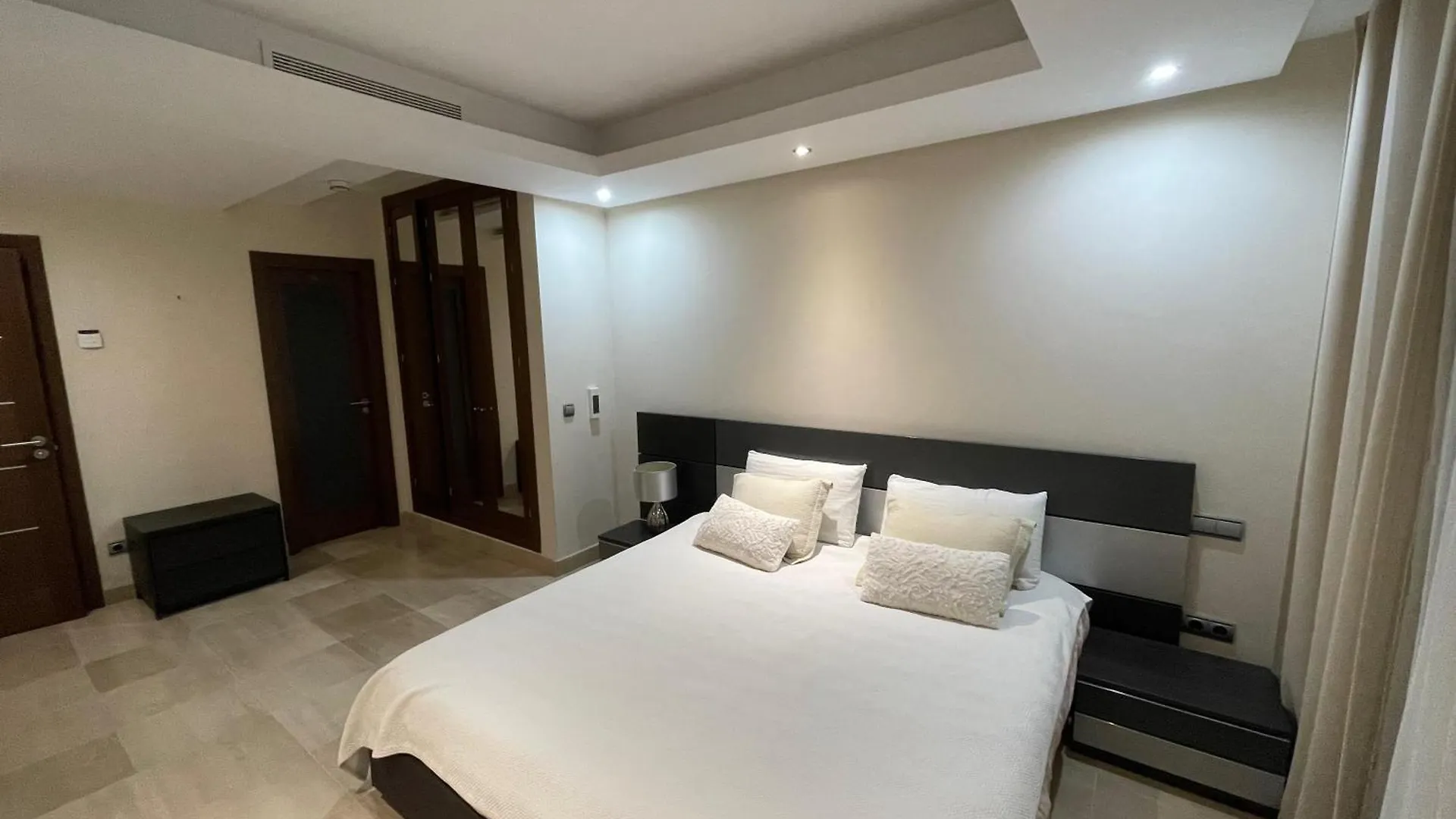 Apartamento Butique Bahia De La Plata Con Piscina Privada Estepona Lejlighed