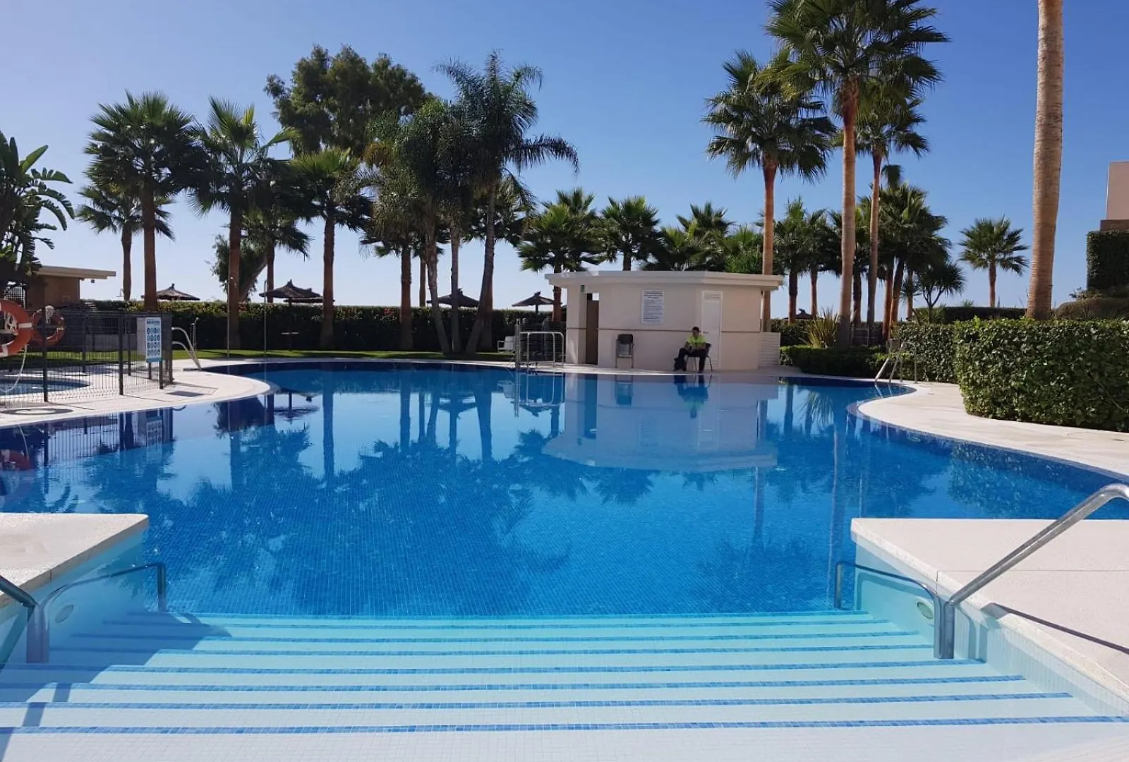 kontakty Apartamento Butique Bahia De La Plata Con Piscina Privada